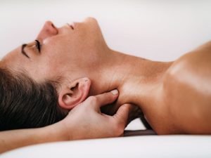 Massagem Terapêutica em Curitiba: Cuide da Sua Saúde