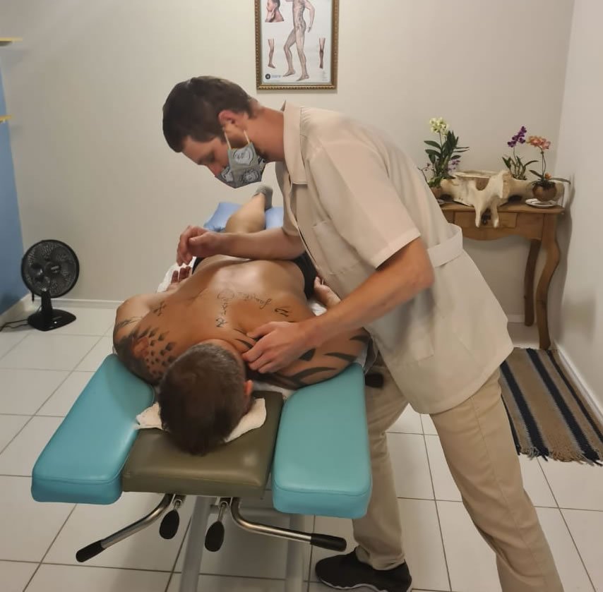 quiropraxia em curitiba